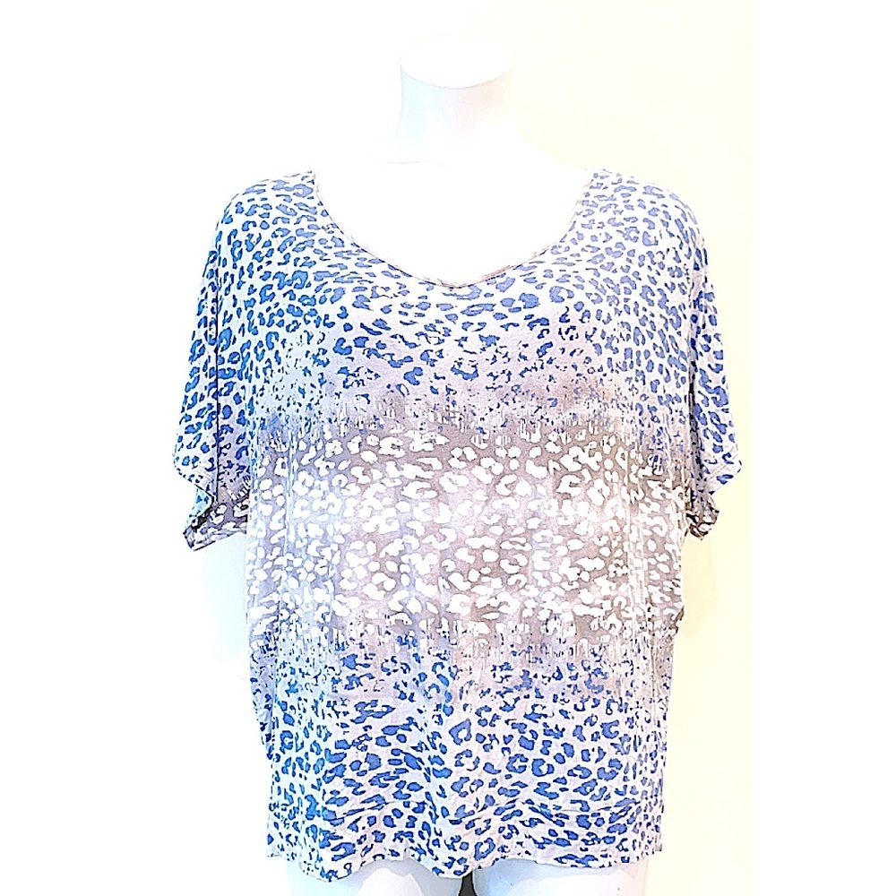 JUICY COUTURE Sz XL Glitter Gray & Blue Leopard Patterned Top